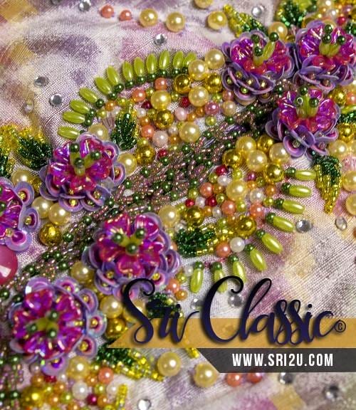 Baju Kurung Bermanik Corak Manik Crumble