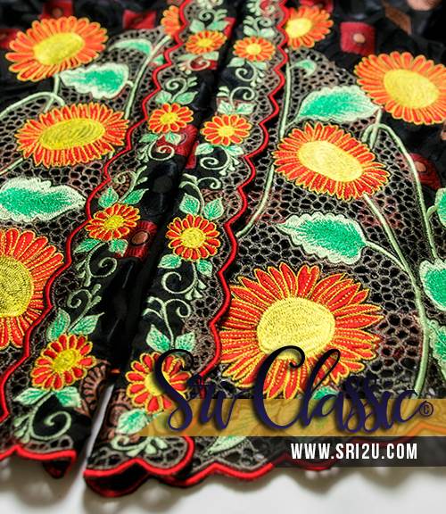 Baju Kebaya Tradisional Corak Sulam Bunga Matahari
