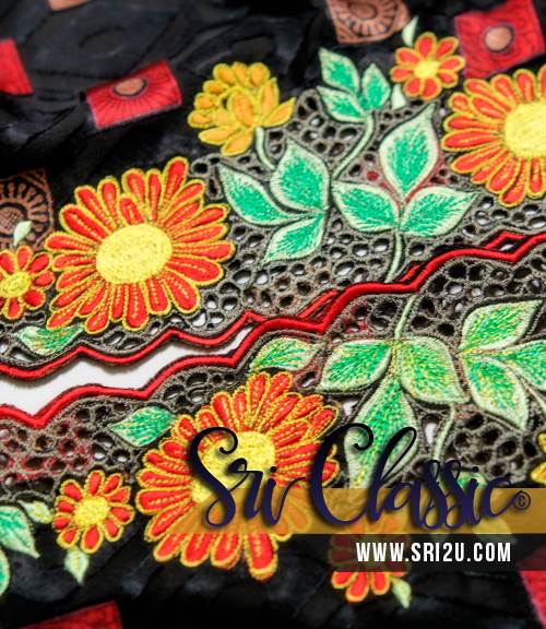 Baju Kebaya Tradisional Corak Sulam Bunga Matahari