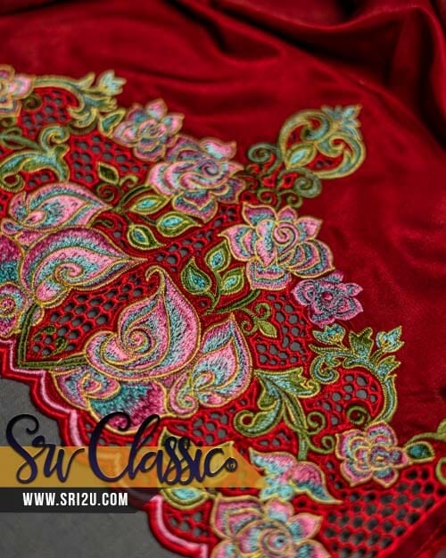 Kurung Moden Sulam Kerawang Motif Bunga Lili dan Ros